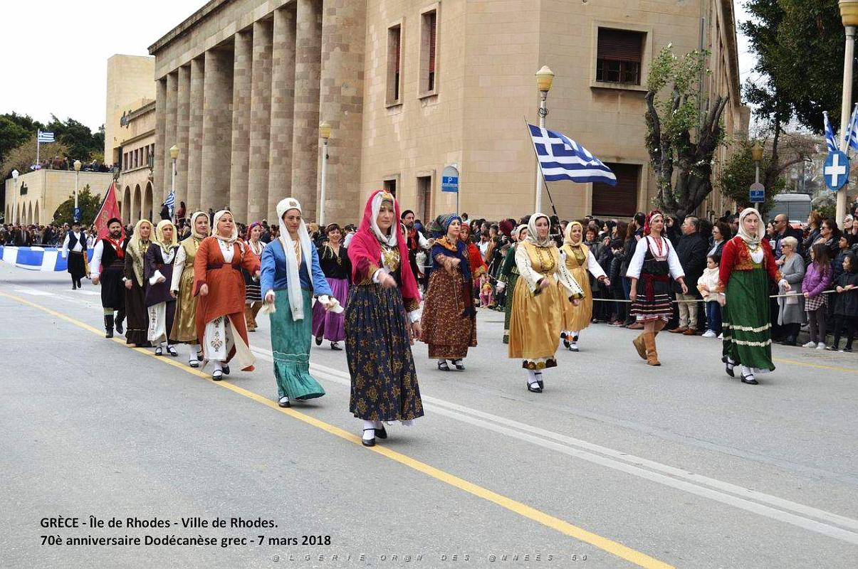 076- Rhodes- Defile Dodecanese grec.JPG